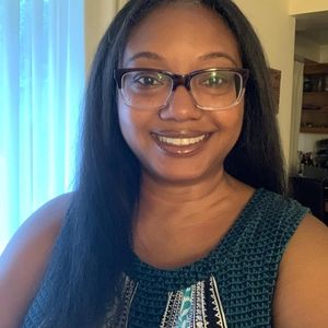 Meet your Posher, Deitra